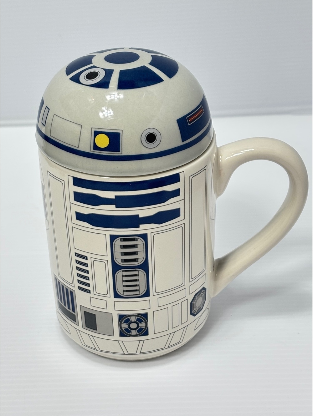 Hallmark Star Wars R2-D2 Ceramic Mug with Lid - Hand Wash Only, Collectible*READ